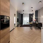 Modern With Ac & Parking In By Renters Daire