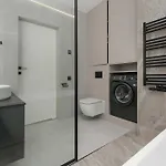 Modern With Ac & Parking In By Renters * Wroclaw