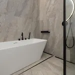 Modern With Ac & Parking In By Renters Daire *