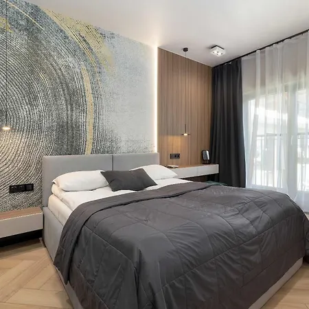 Modern With Ac & Parking In By Renters ヴロツワフ