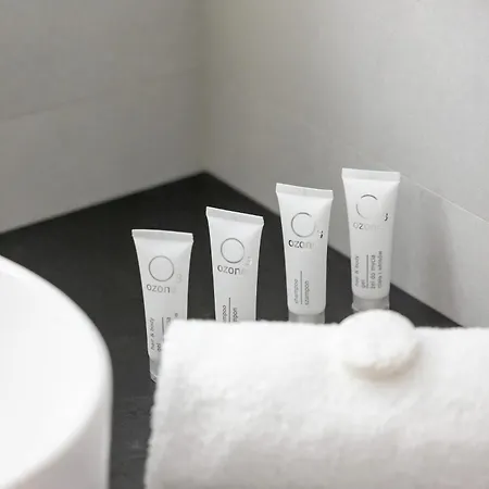 Modern With Ac & Parking In By Renters アパート ヴロツワフ